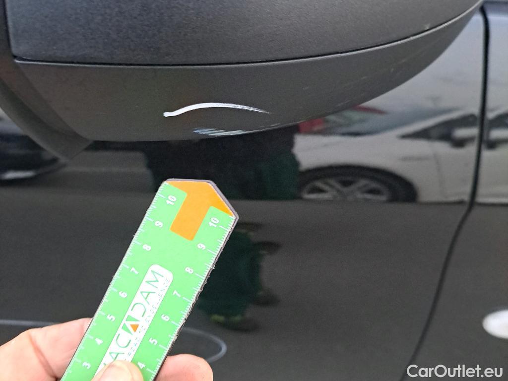  Mercedes  Vito MERCEDES-BENZ  / 2014 / 4P / combi 119CDI AT 140kW Tourer Select Extralarga #39