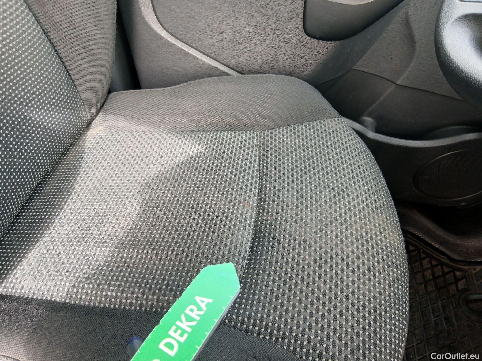  Mercedes  Citan MERCEDES-BENZ  / 2012 / 4P / furgón derivado de turismo 109 CDI Furgón Largo #31