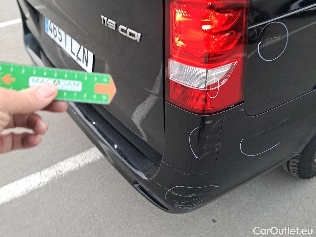  Mercedes  Vito MERCEDES-BENZ  / 2014 / 4P / combi 119CDI AT 140kW Tourer Select Extralarga #32