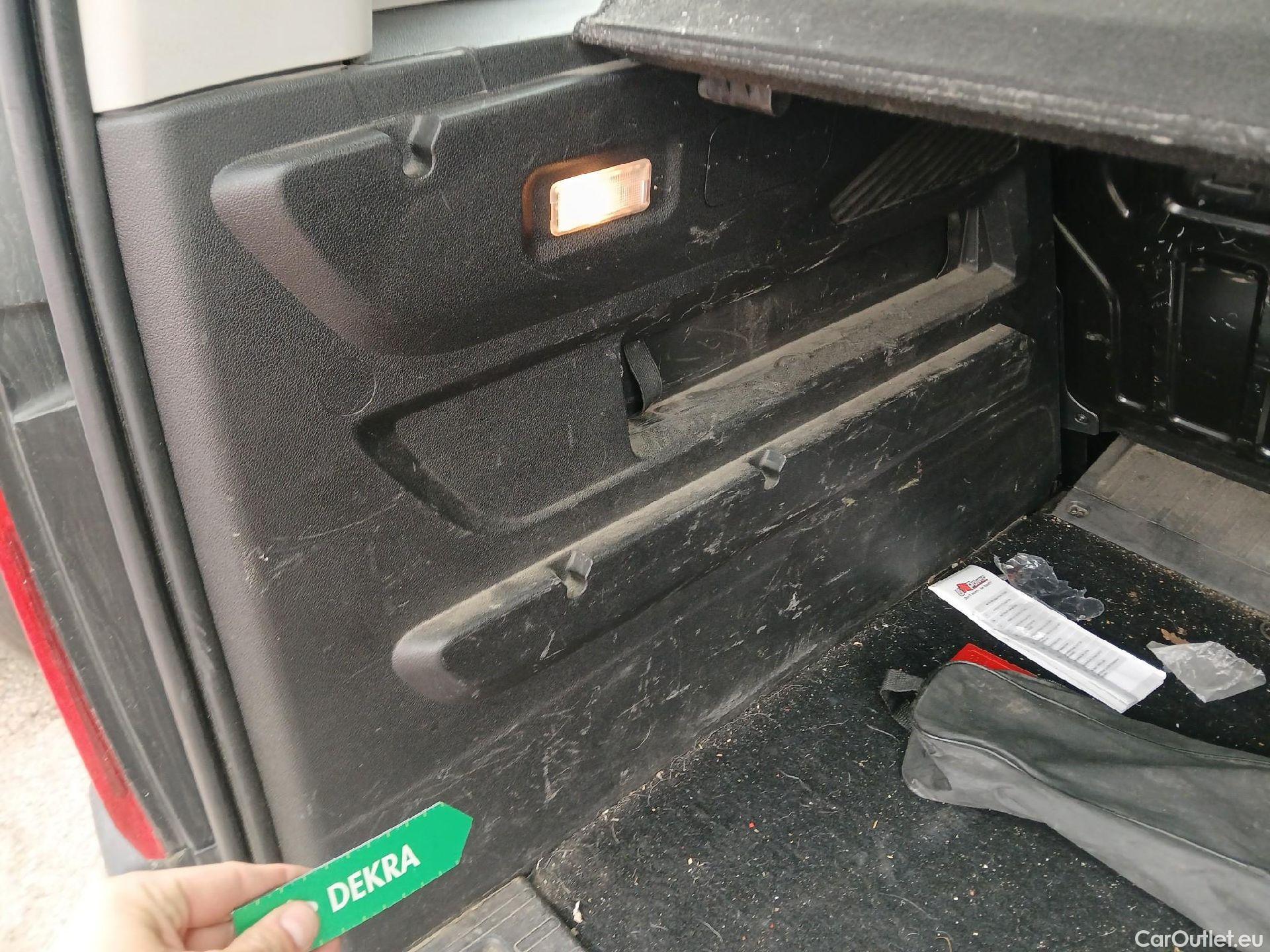  Citroen  Berlingo CITROEN  / 2018 / 5P / monovolumen compacto Talla M BlueHDi 100 S&S FEEL #30