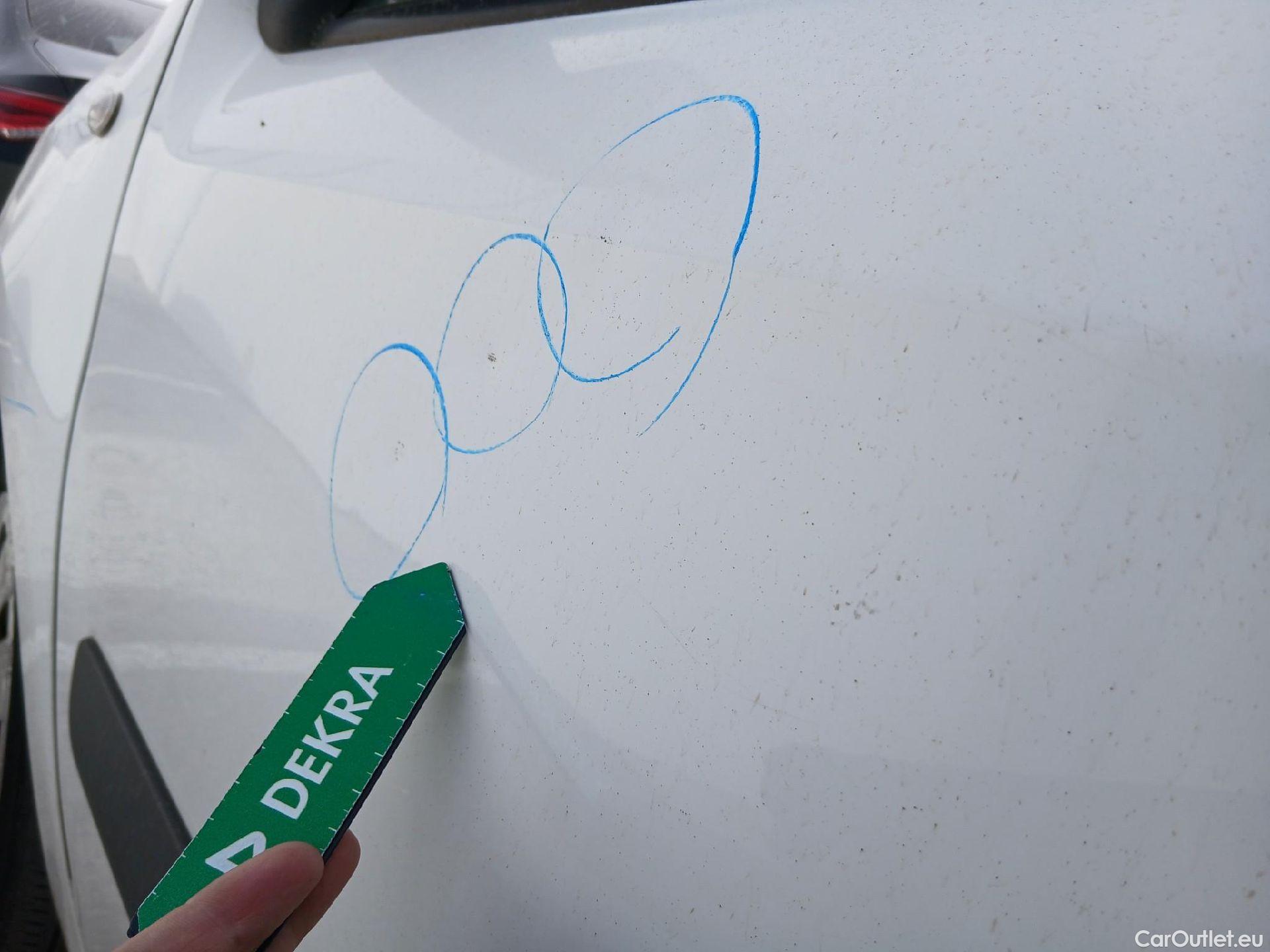  Mercedes  Citan MERCEDES-BENZ  / 2012 / 4P / furgón derivado de turismo 109 CDI Furgón Largo #10