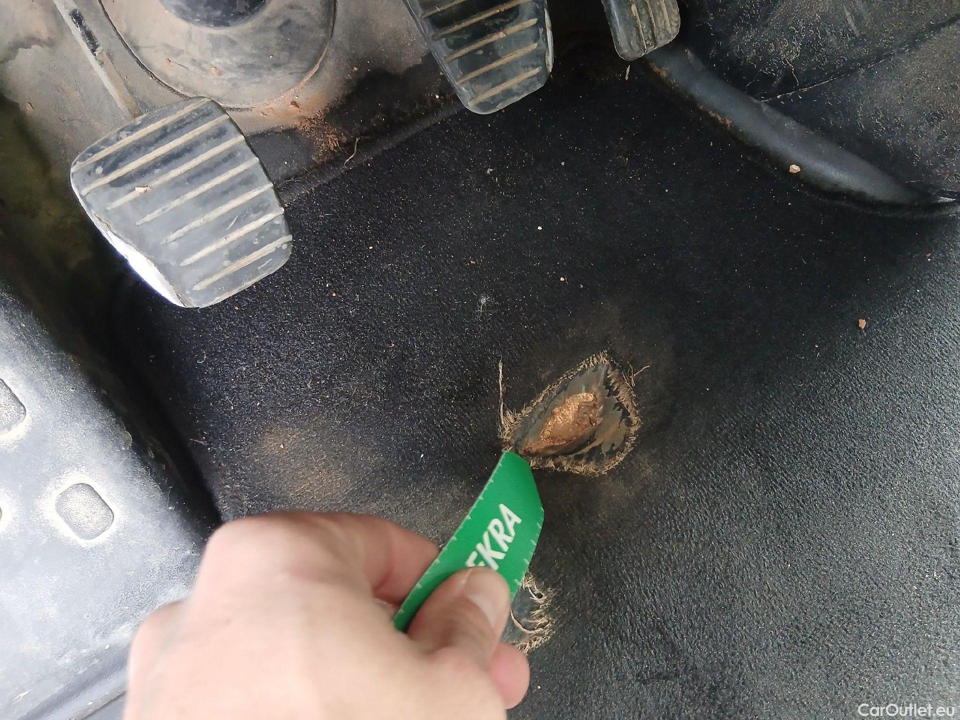  Nissan  NV300 NISSAN  / 2016 / 4P / furgón 2.0dCi 88kW (120CV) L1H1 1T Optima #38