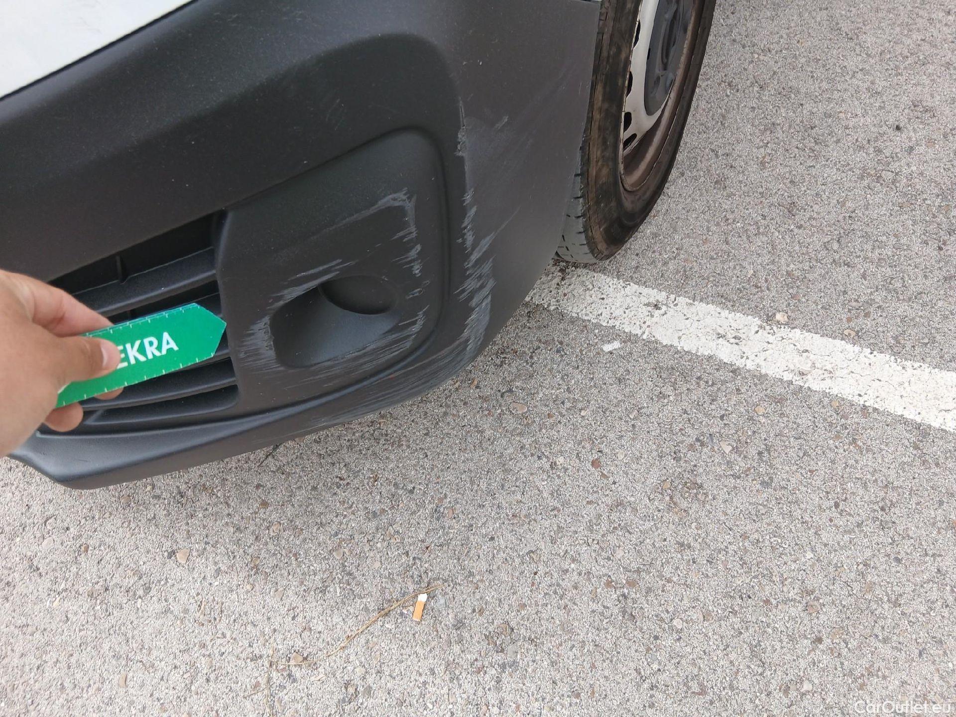  Opel  Vivaro OPEL  / 2019 / 4P / furgón 1.5 Diésel 74kW(100CV)M Std Exp #16