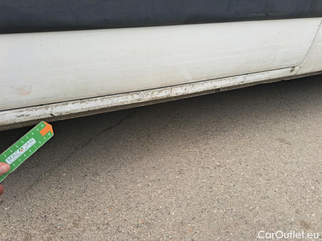  Opel  Movano  B Furgón/Combi Fg. L2H2 3 5t turbo 130CV MT6 E6 #27