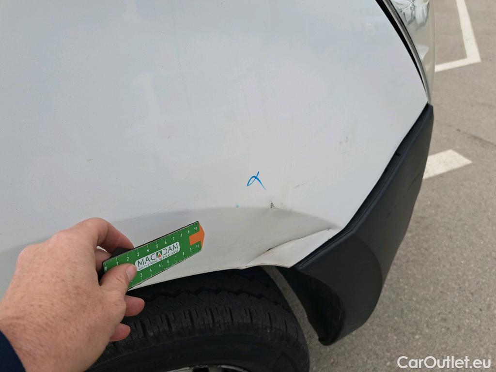  Opel  Movano  B Furgón/Combi Fg. L2H2 3 5t turbo 130CV MT6 E6 #39