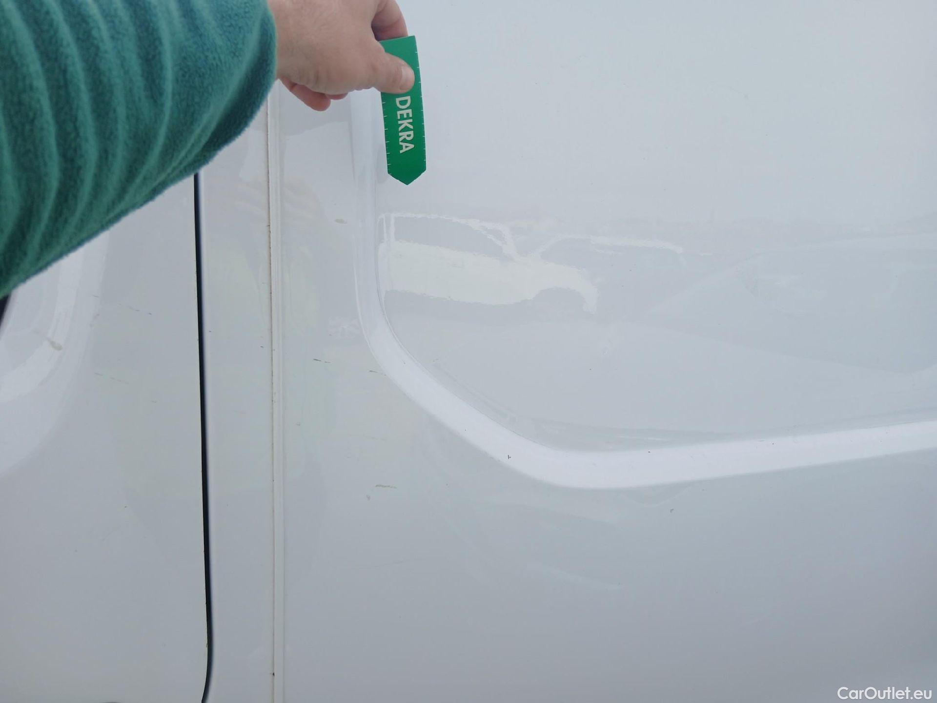  Nissan  NV300 NISSAN  / 2016 / 4P / furgón 2.0dCi 88kW (120CV) L1H1 1T Optima #8