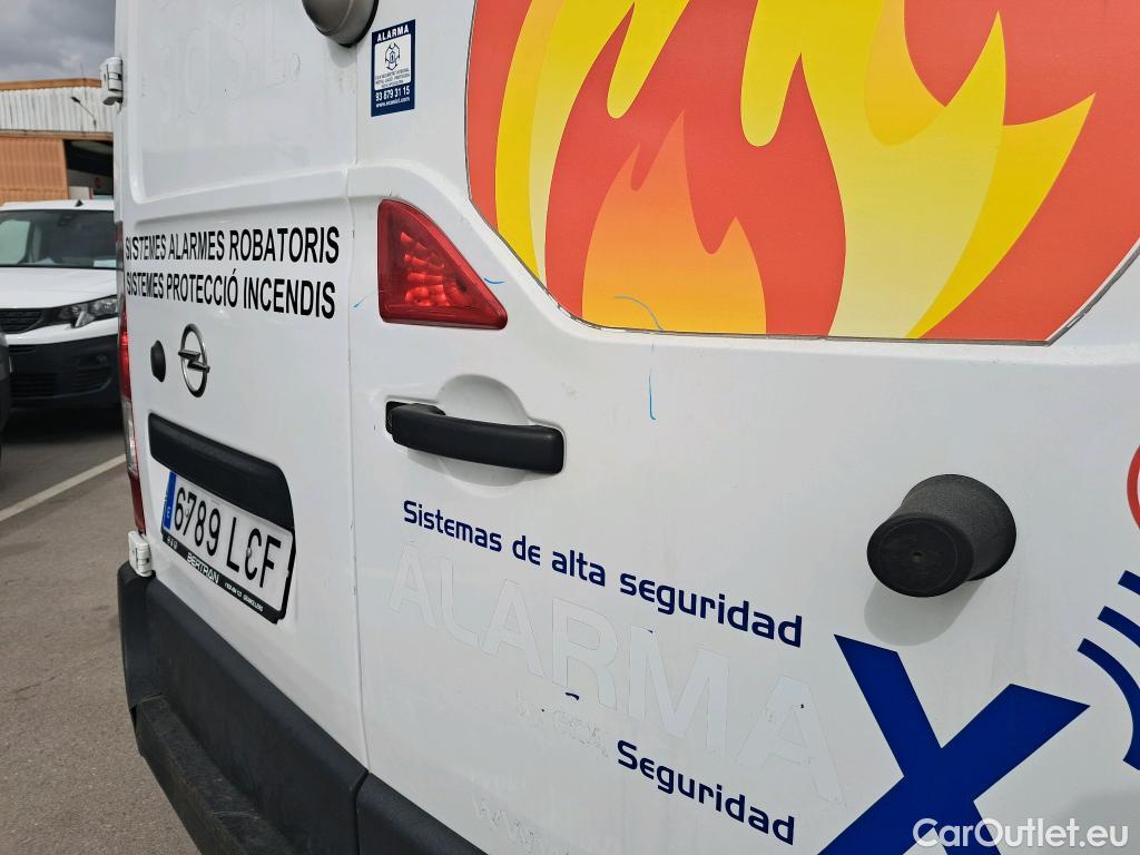  Opel  Movano  B Furgón/Combi Fg. L2H2 3 5t turbo 130CV MT6 E6 #17