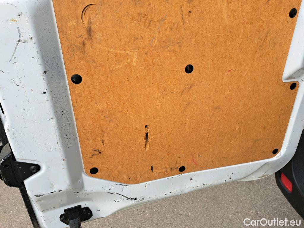  Opel  Movano  B Furgón/Combi Fg. L2H2 3 5t turbo 130CV MT6 E6 #45