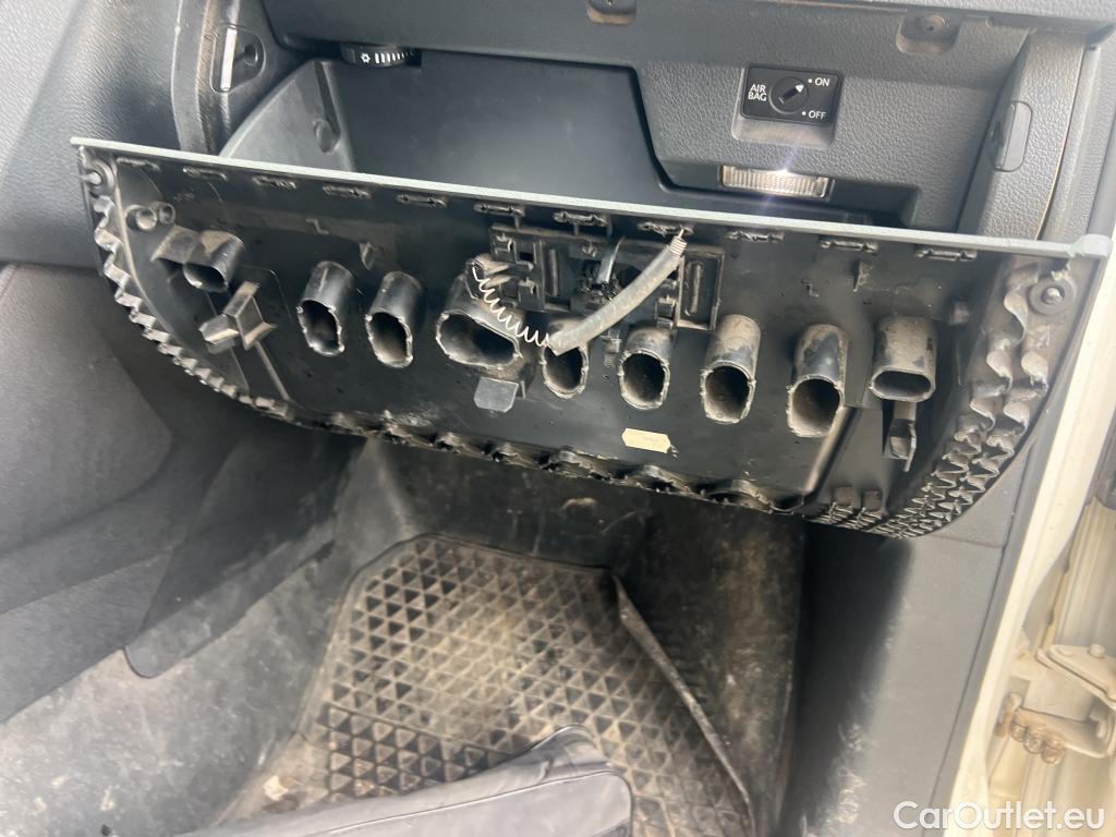  Volkswagen  Caddy VOLKSWAGEN  VU 4p 4G furgón derivado de t Profesional Furgón 2.0 TDI 55kW BMT #12