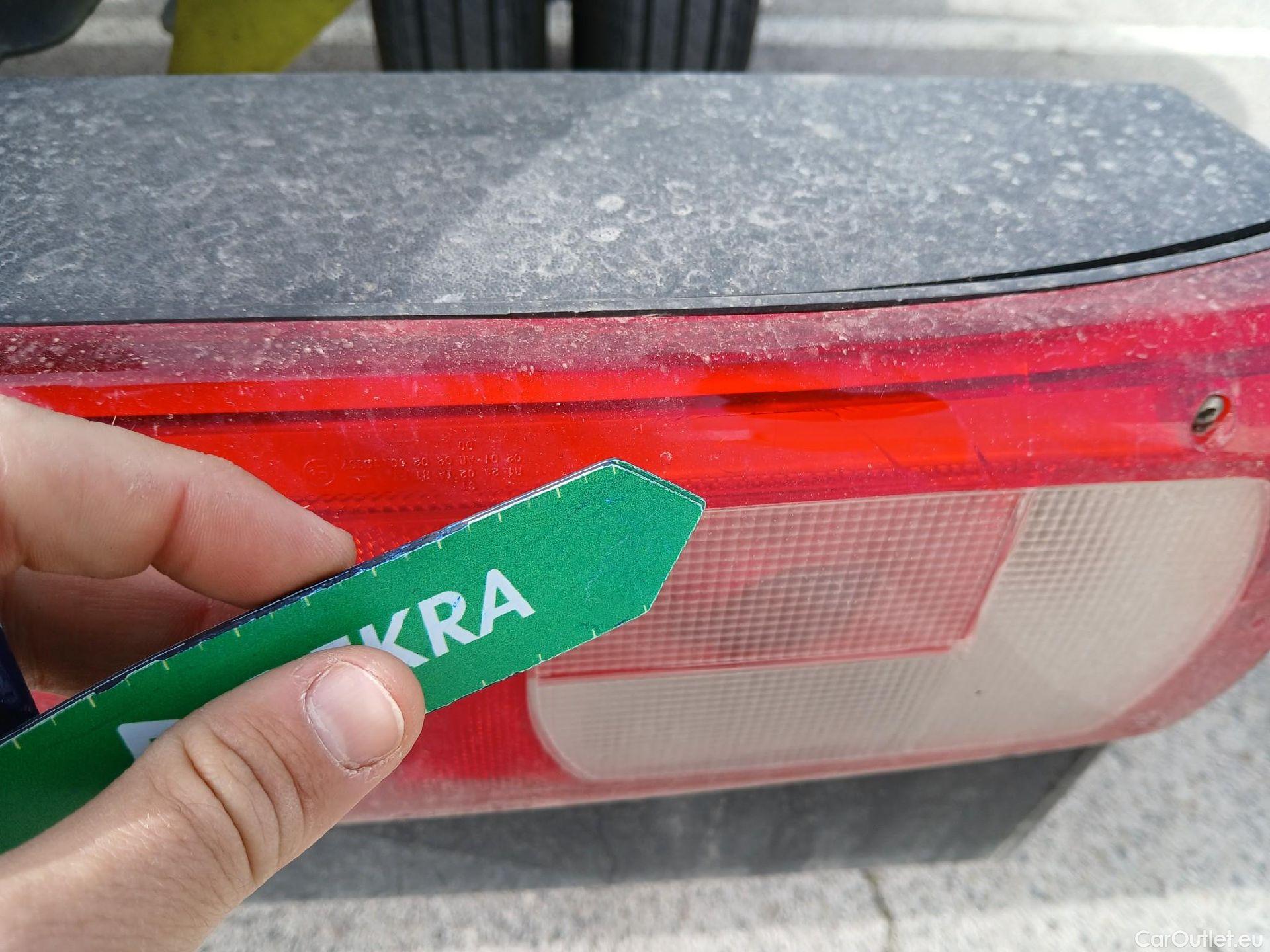  Volkswagen  Crafter VOLKSWAGEN  / 2017 / 2P / chasis cabina 35 Chasis CS RD L4 2.0 TDI 90kW RWD #19