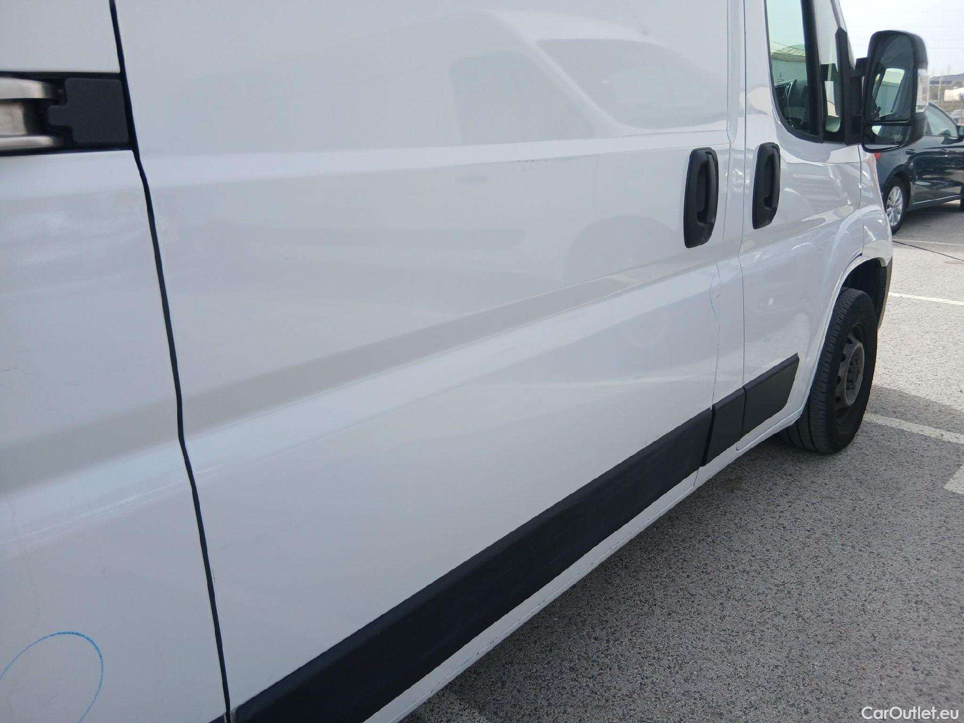  Fiat  Ducato FIAT  / 2014 / 4P / furgón 35 L3H3 Multijet (103 kW) #22