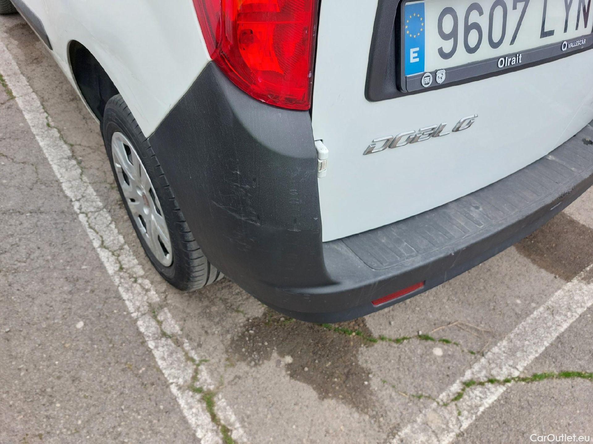  Fiat  Doblo FIAT Doblò Cargo/2015/4P/furgón derivado de turismo Cargo SX 1.6 Mjet 77kW (105CV) #14