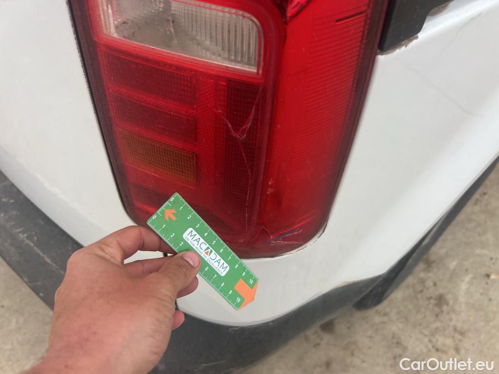  Volkswagen  Caddy VOLKSWAGEN  VU 4p 4G furgón derivado de t Profesional Furgón 2.0 TDI 55kW BMT #18