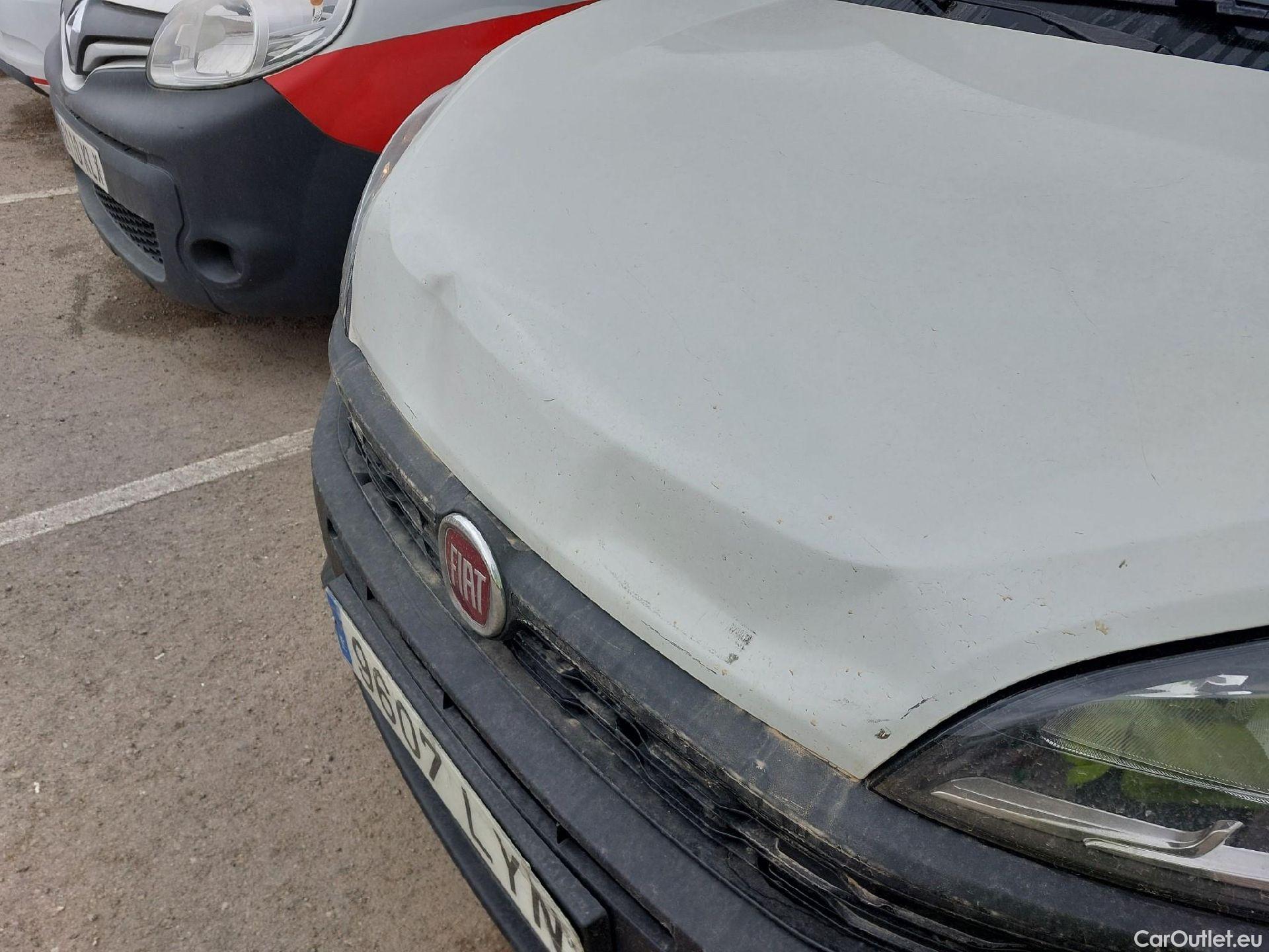  Fiat  Doblo FIAT Doblò Cargo/2015/4P/furgón derivado de turismo Cargo SX 1.6 Mjet 77kW (105CV) #2