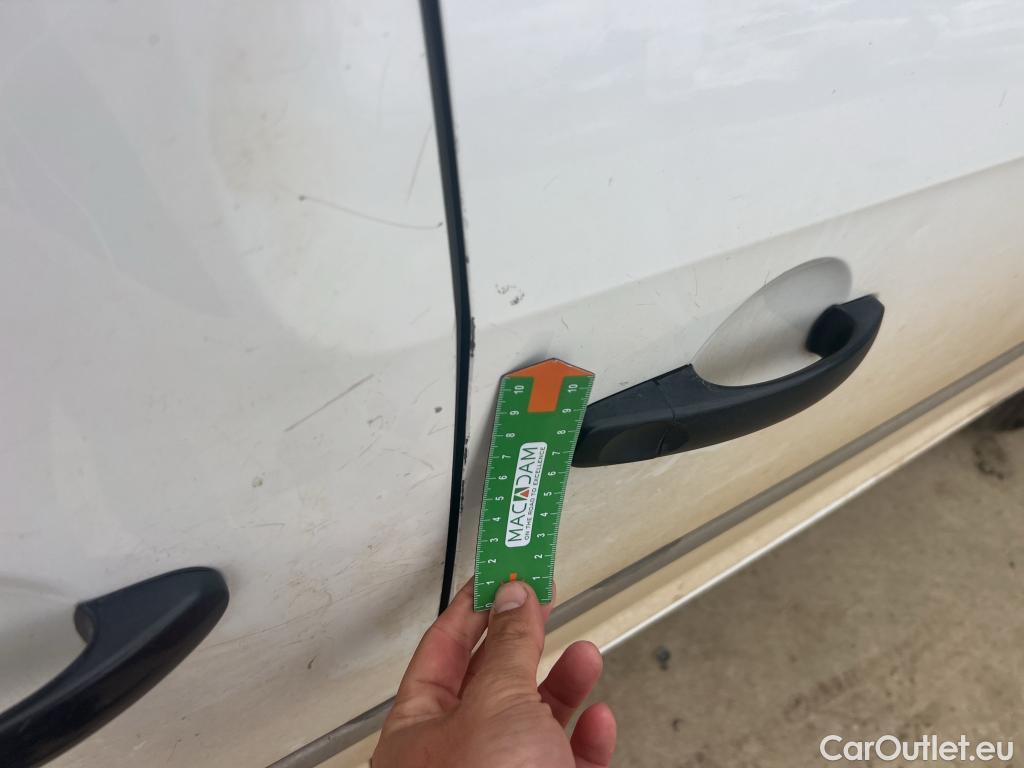  Volkswagen  Caddy VOLKSWAGEN  VU 4p 4G furgón derivado de t Profesional Furgón 2.0 TDI 55kW BMT #22