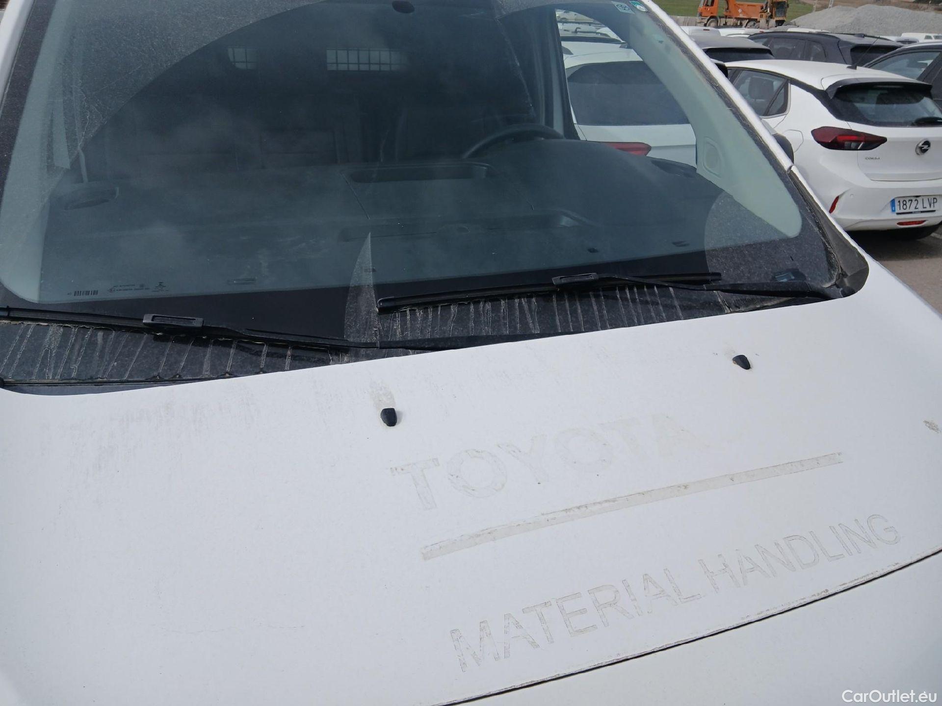  Toyota  Proace TOYOTA  / 2016 / 4P / furgón FU. MEDIO (L1) 2.0D 90kW COMFORT CARGA + #1