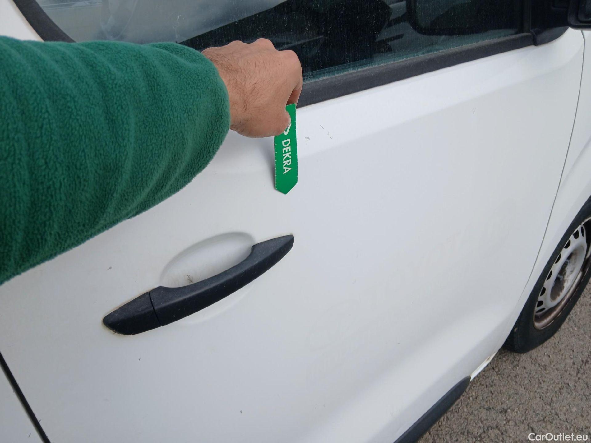  Toyota  Proace TOYOTA  / 2016 / 4P / furgón FU. MEDIO (L1) 2.0D 90kW COMFORT CARGA + #26