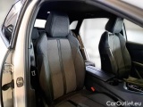  Peugeot  3008 PEUGEOT  / 2020 / 5P / SUV BLUEHDI 130 EAT8 SeS ALLURE #13