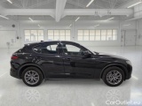  Alfa Romeo   STELVIO ALFA ROMEO / 2017 / 5P / SUV 2.2 TURBO DIESEL 190CV BUSINESS AT8 Q4 #7