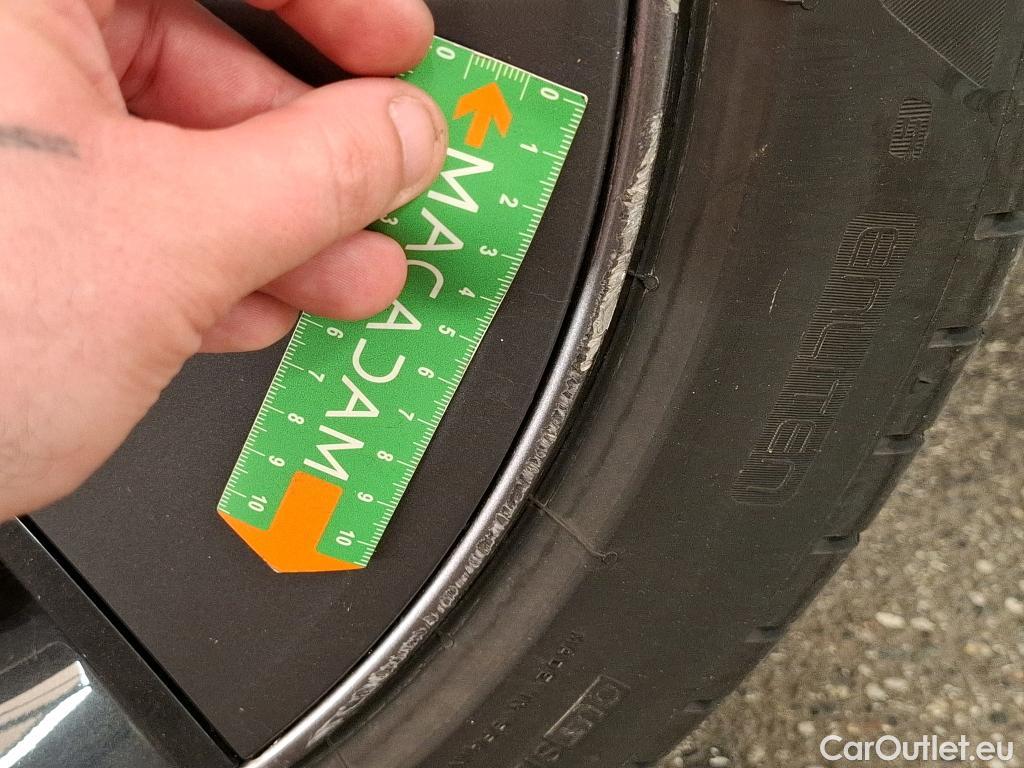  Tesla  Model 3 TESLA   2018  4P  Berline Propulsion #16