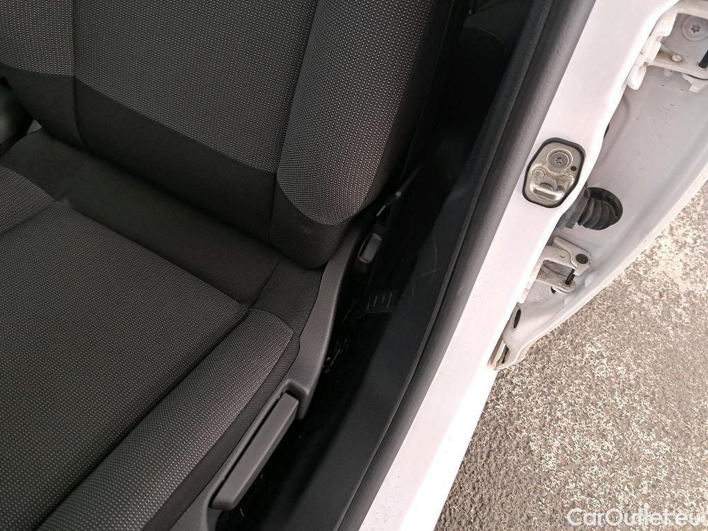  Citroen  C3  Feel Business 1.5 BlueHDI 100CV BVM6 E6d #1