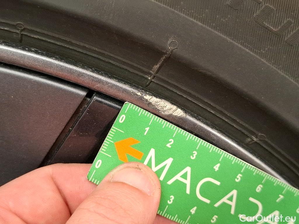  Tesla  Model 3 TESLA   2018  4P  Berline Propulsion #26