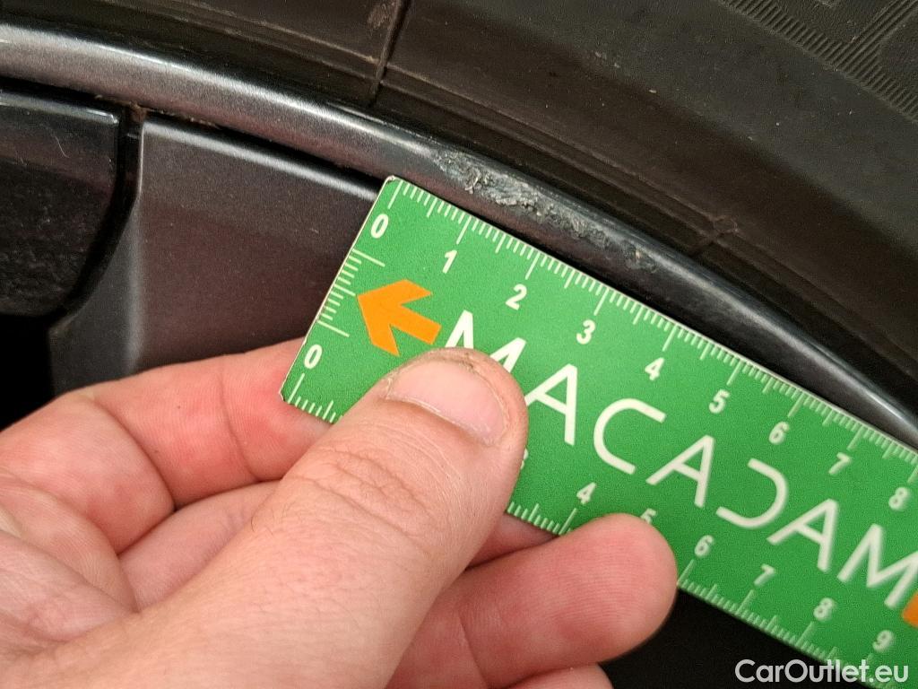  Tesla  Model 3 TESLA   2018  4P  Berline Propulsion #14