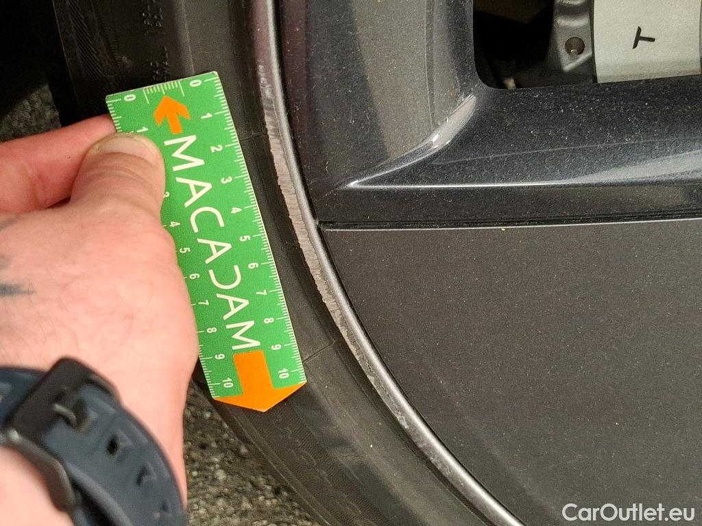  Tesla  Model 3 TESLA   2018  4P  Berline Propulsion #28