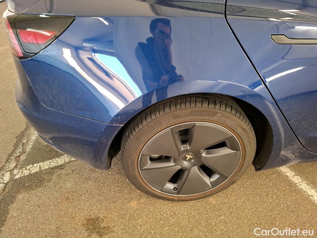  Tesla  Model 3 TESLA   2018  4P  Berline Propulsion #4