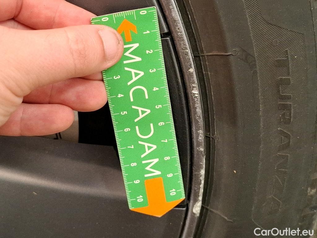  Tesla  Model 3 TESLA   2018  4P  Berline Propulsion #15