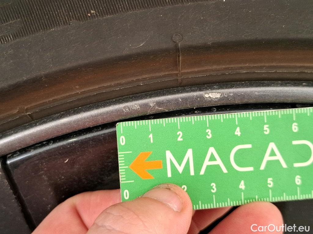  Tesla  Model 3 TESLA   2018  4P  Berline Propulsion #19