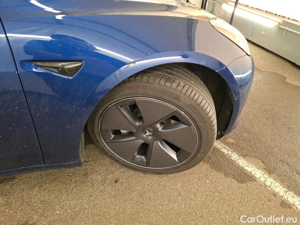  Tesla  Model 3 TESLA   2018  4P  Berline Propulsion #23