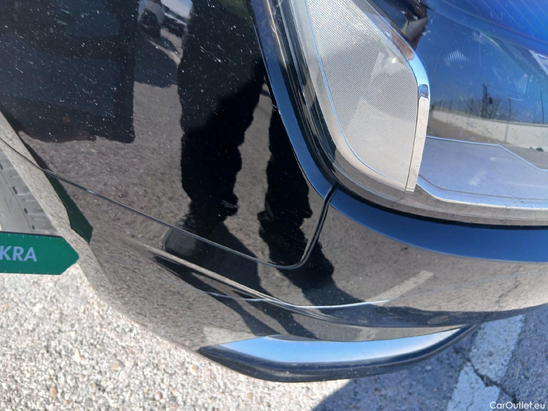  Audi  A4 AUDI  / 2019 / 5P / familiar Avant Advanced 35 TFSI 110kW (150CV) #5