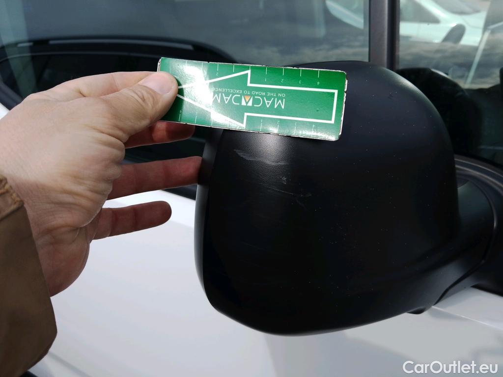  Citroen  Berlingo CITROEN  / 2018 / 4P / combi Talla M BlueHDi 100 S&S LIVE PACK BUSINE #52