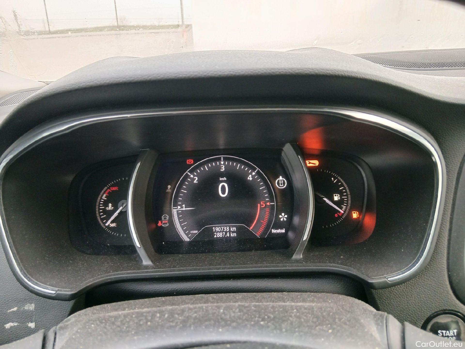  Renault  Megane RENAULT Mégane / 2015 / 5P / familiar Sp. Tourer Zen En. dCi 81kW (110CV) #1