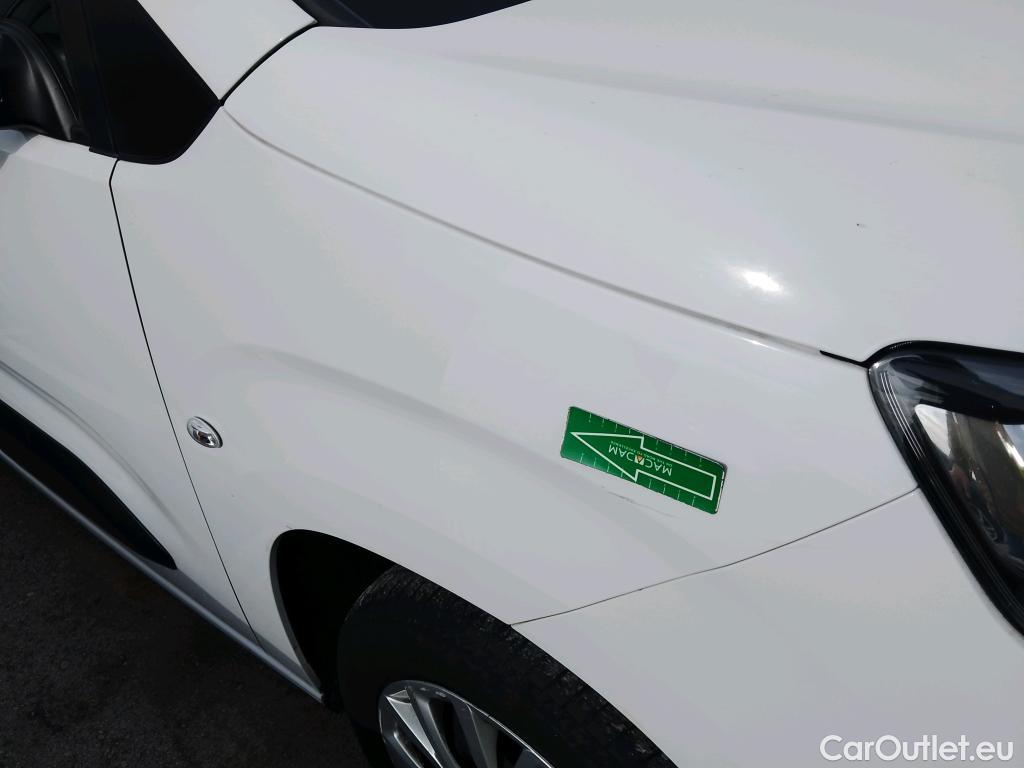  Citroen  Berlingo CITROEN  / 2018 / 4P / combi Talla M BlueHDi 100 S&S LIVE PACK BUSINE #31