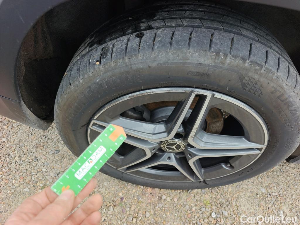  Mercedes  GLB MERCEDES-BENZ  / 2019 / 5P / todoterreno 2.0  200 D DCT 110KW (150CV) (AC) #7