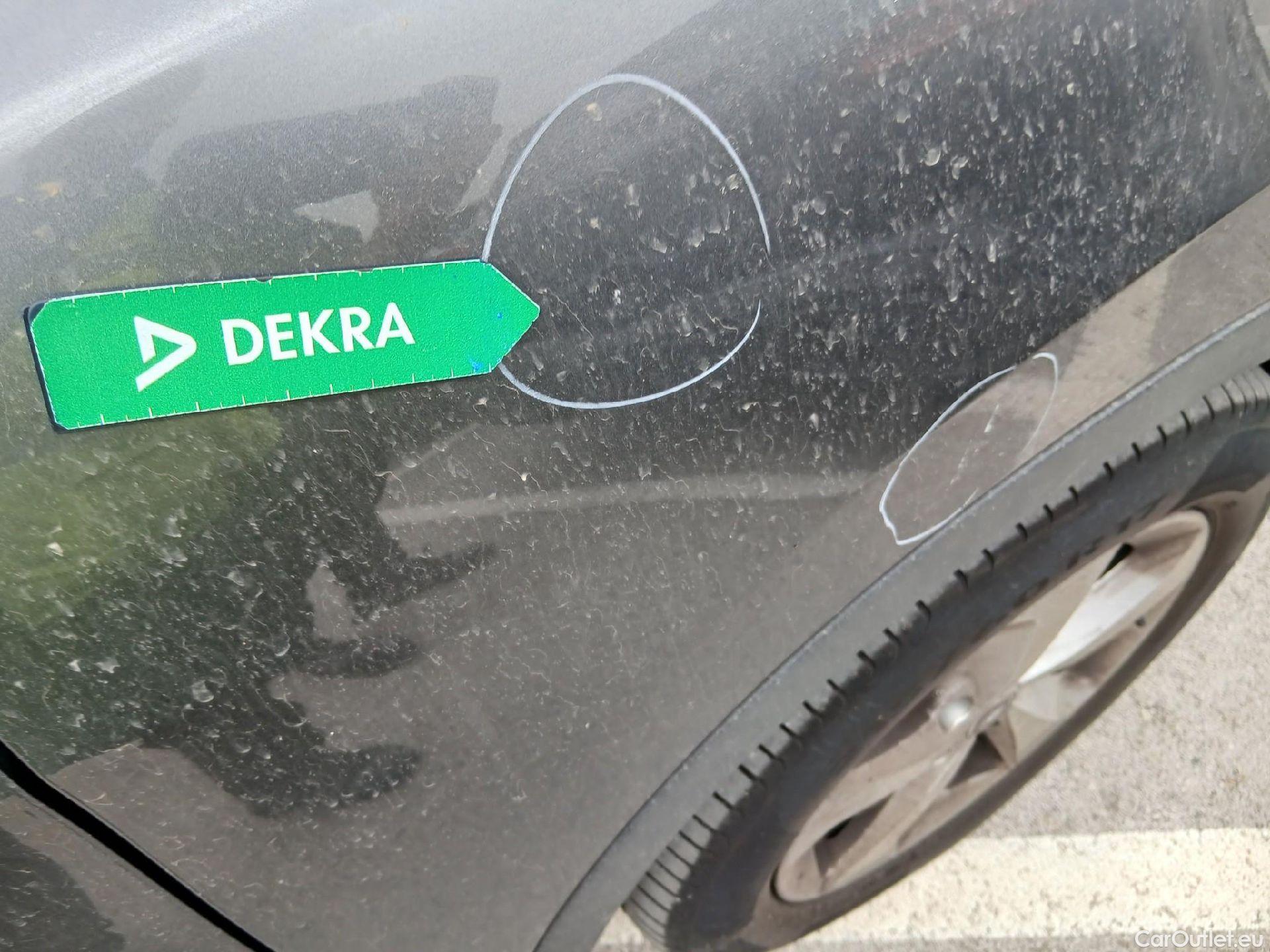  Nissan  Qashqai NISSAN  / 2017 / 5P / todoterreno dCi 85 kW (115 CV) E6D ACENTA #40