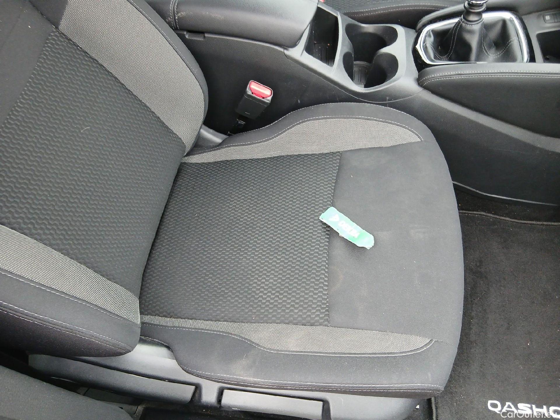  Nissan  Qashqai NISSAN  / 2017 / 5P / todoterreno dCi 85 kW (115 CV) E6D ACENTA #46