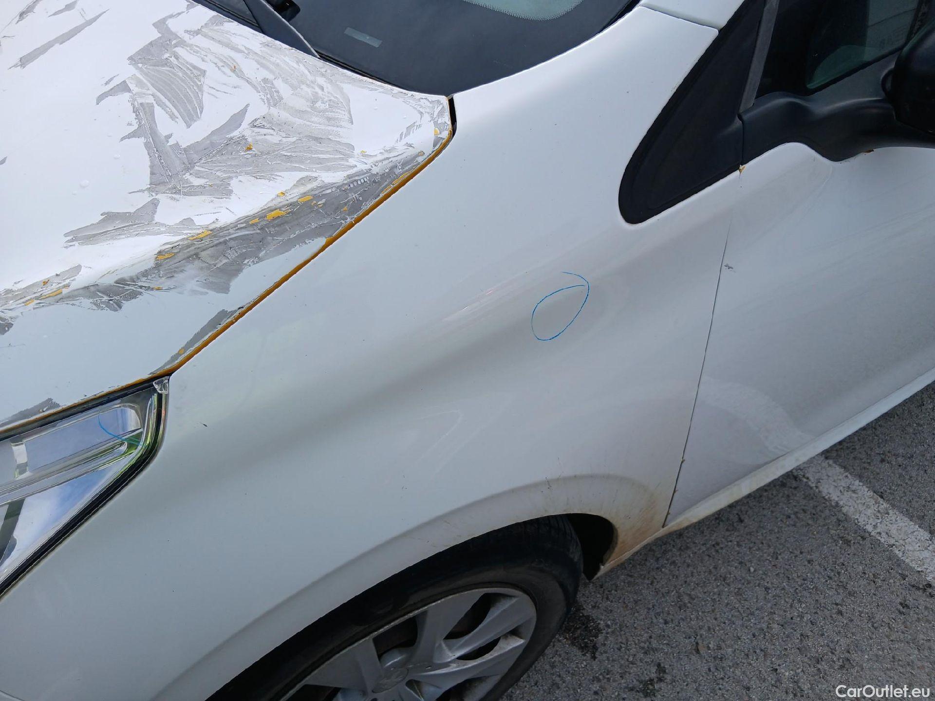  Peugeot  208 PEUGEOT  5p 1G berlina con portón 5P ACCESS 1.6 BlueHDi 55KW (75CV) #30