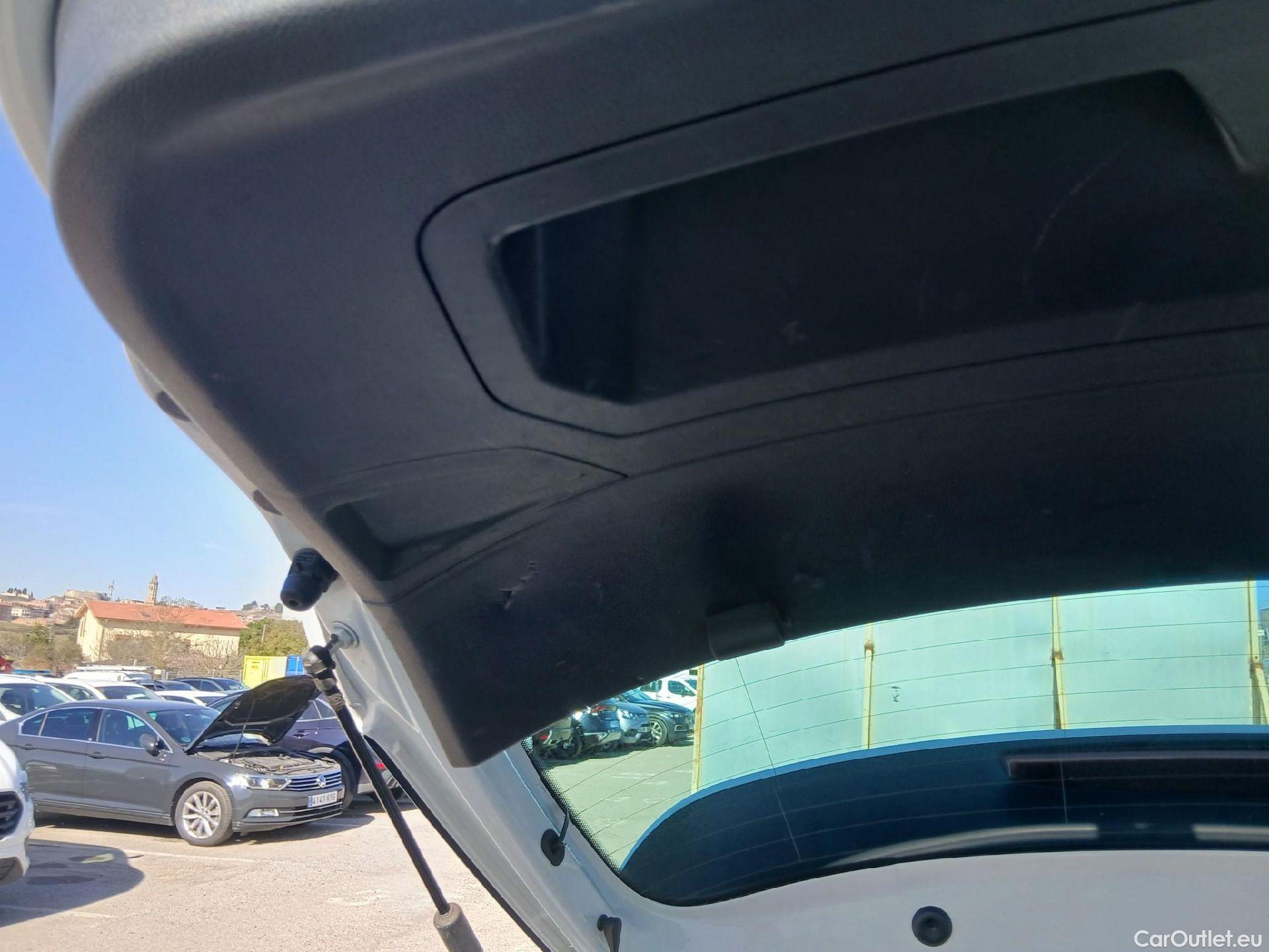  Seat  Arona SEAT  / 2017 / 5P / todoterreno 1.0 TSI 70kW (95CV) Style Edition Eco (CX) #42