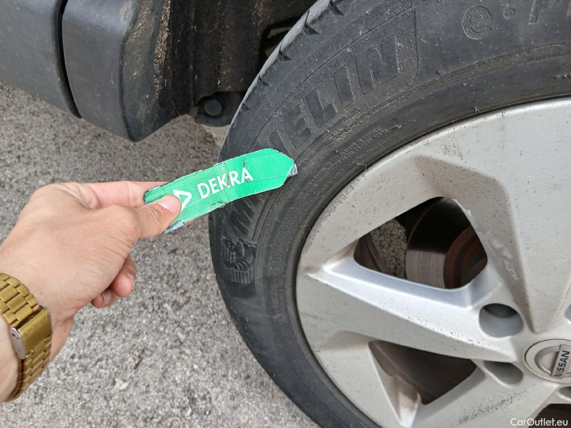  Nissan  Qashqai NISSAN  / 2017 / 5P / todoterreno dCi 85 kW (115 CV) E6D ACENTA #23