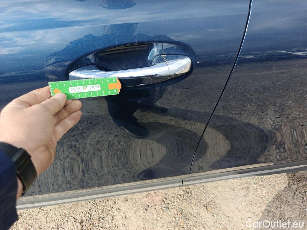  Mercedes  GLB MERCEDES-BENZ  / 2019 / 5P / todoterreno 2.0  200 D DCT 110KW (150CV) (AC) #38