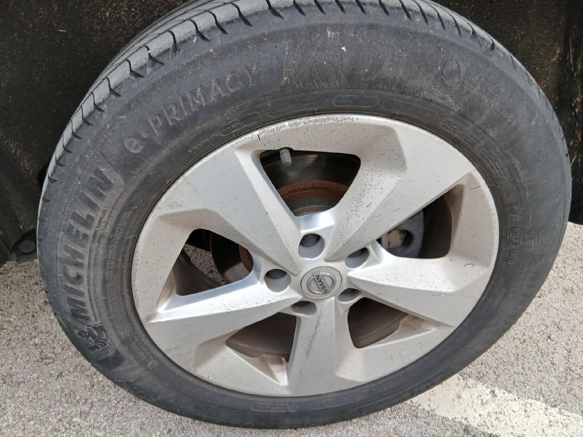  Nissan  Qashqai NISSAN  / 2017 / 5P / todoterreno dCi 85 kW (115 CV) E6D ACENTA #22