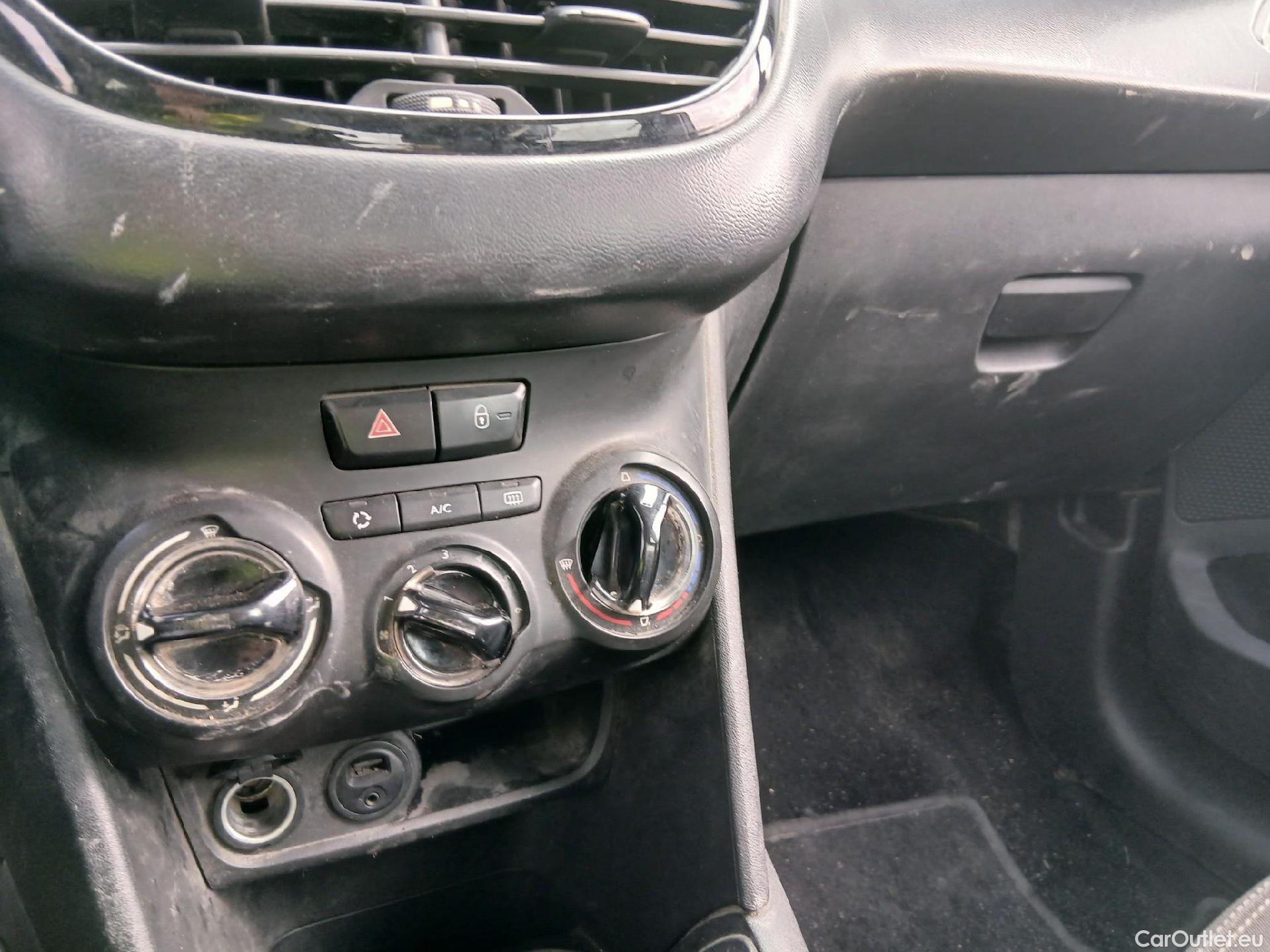  Peugeot  208 PEUGEOT  5p 1G berlina con portón 5P ACCESS 1.6 BlueHDi 55KW (75CV) #5