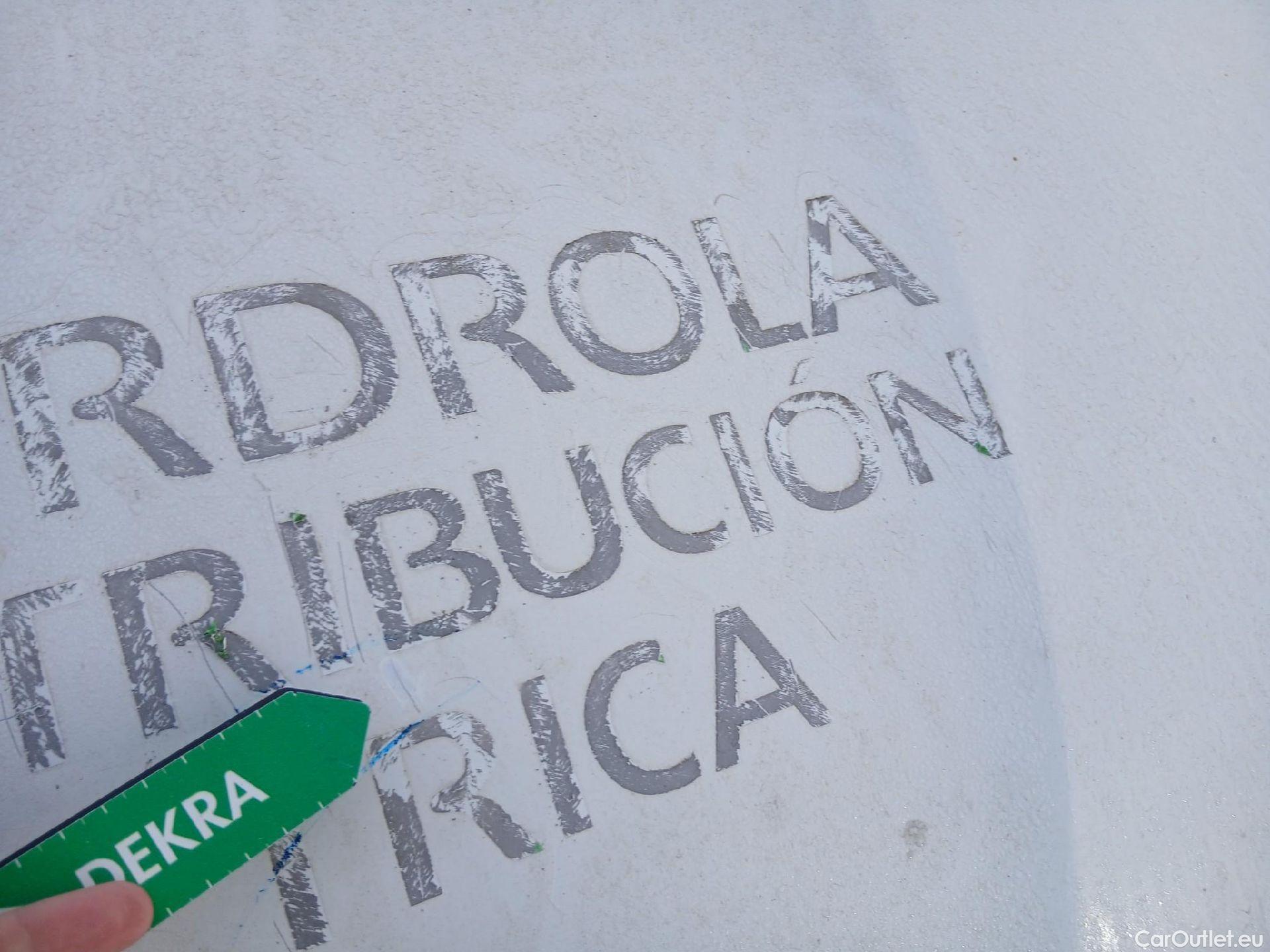  Renault  Megane RENAULT Mégane / 2015 / 5P / familiar Sp. Tourer Zen En. dCi 81kW (110CV) #14