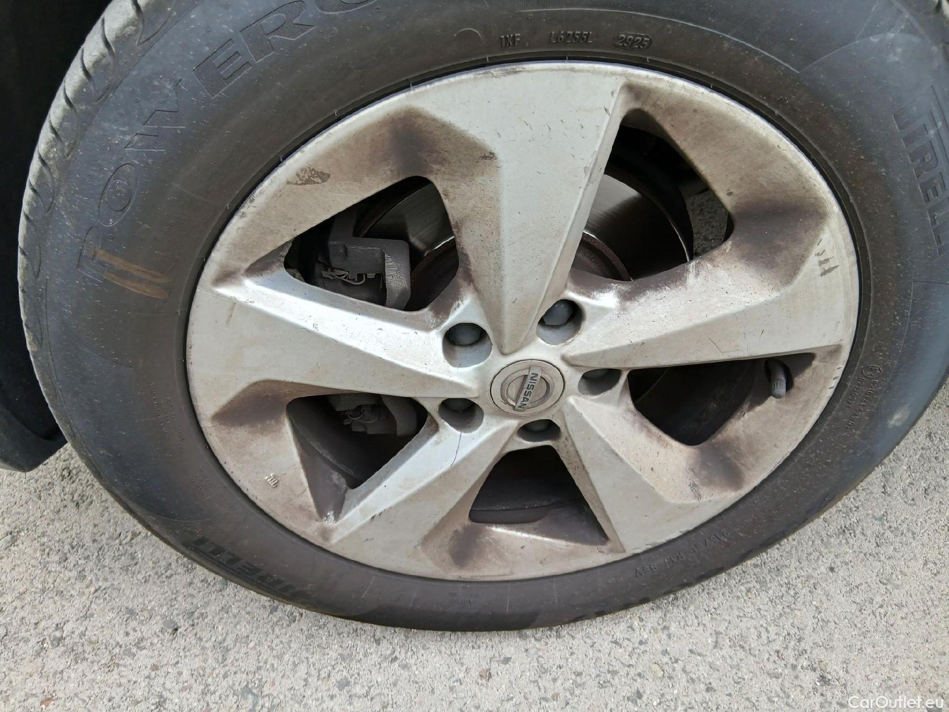  Nissan  Qashqai NISSAN  / 2017 / 5P / todoterreno dCi 85 kW (115 CV) E6D ACENTA #9