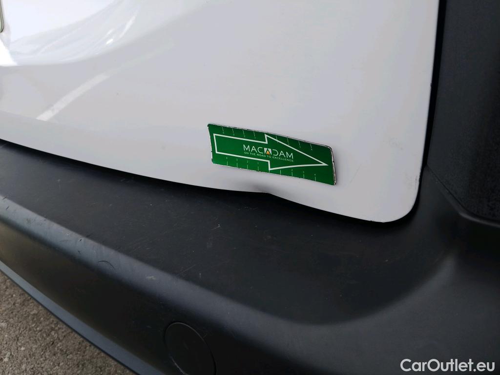  Citroen  Berlingo CITROEN  / 2018 / 4P / combi Talla M BlueHDi 100 S&S LIVE PACK BUSINE #9