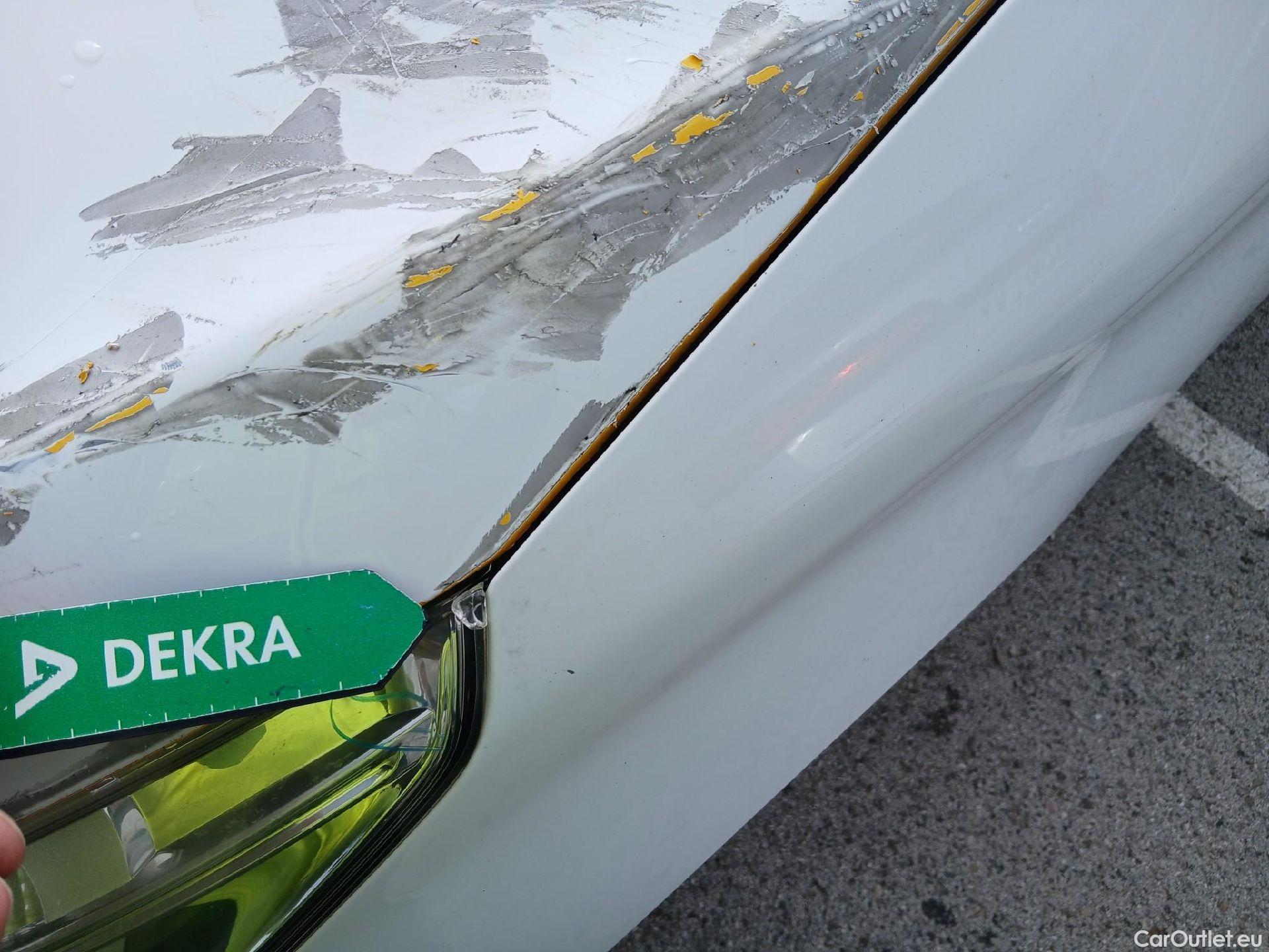  Peugeot  208 PEUGEOT  5p 1G berlina con portón 5P ACCESS 1.6 BlueHDi 55KW (75CV) #28