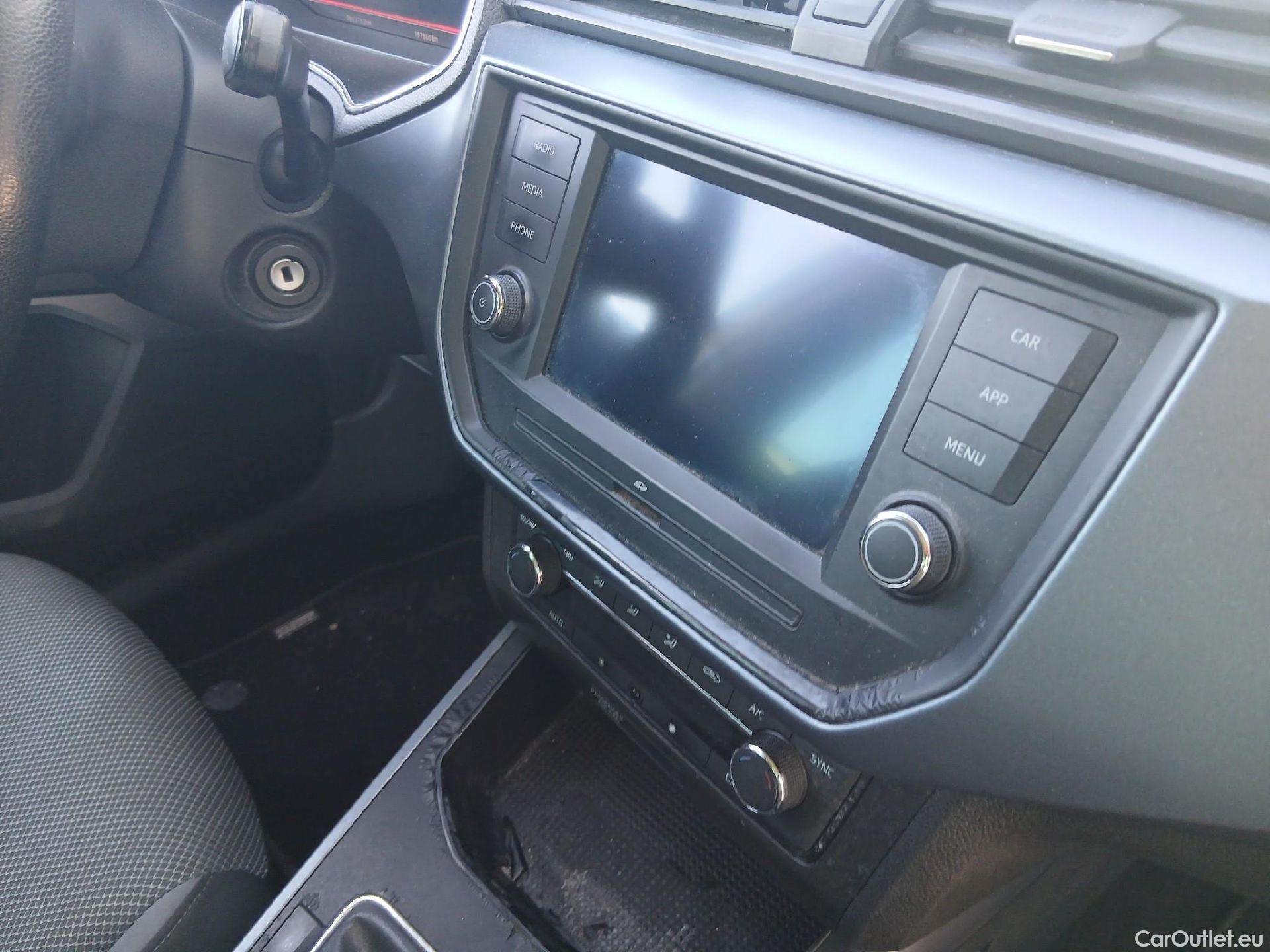  Seat  Arona SEAT  / 2017 / 5P / todoterreno 1.0 TSI 70kW (95CV) Style Edition Eco (CX) #40